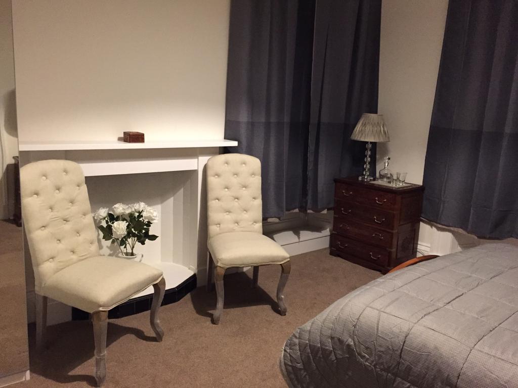 Edinburgh Sixteen Room photo